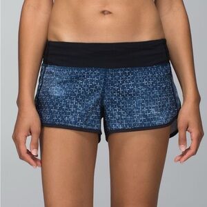 Lululemon Speed Short Sashiko Sashico Cross Inkwell Ghost Black Inkwell Size 4